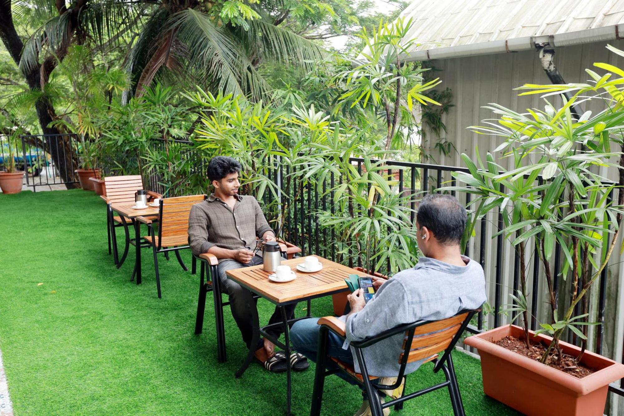 Cmk Habitat Centre Hotel Kochi Kültér fotó