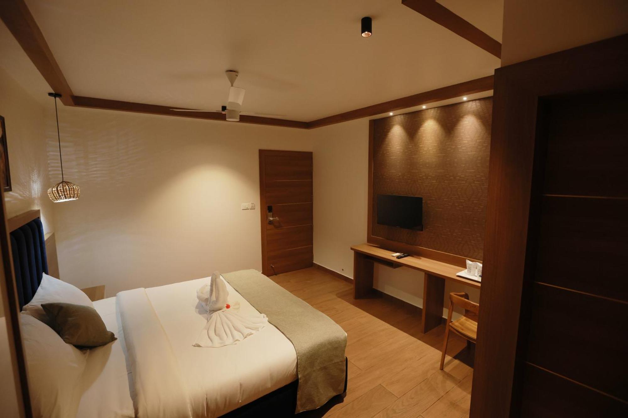 Cmk Habitat Centre Hotel Kochi Kültér fotó