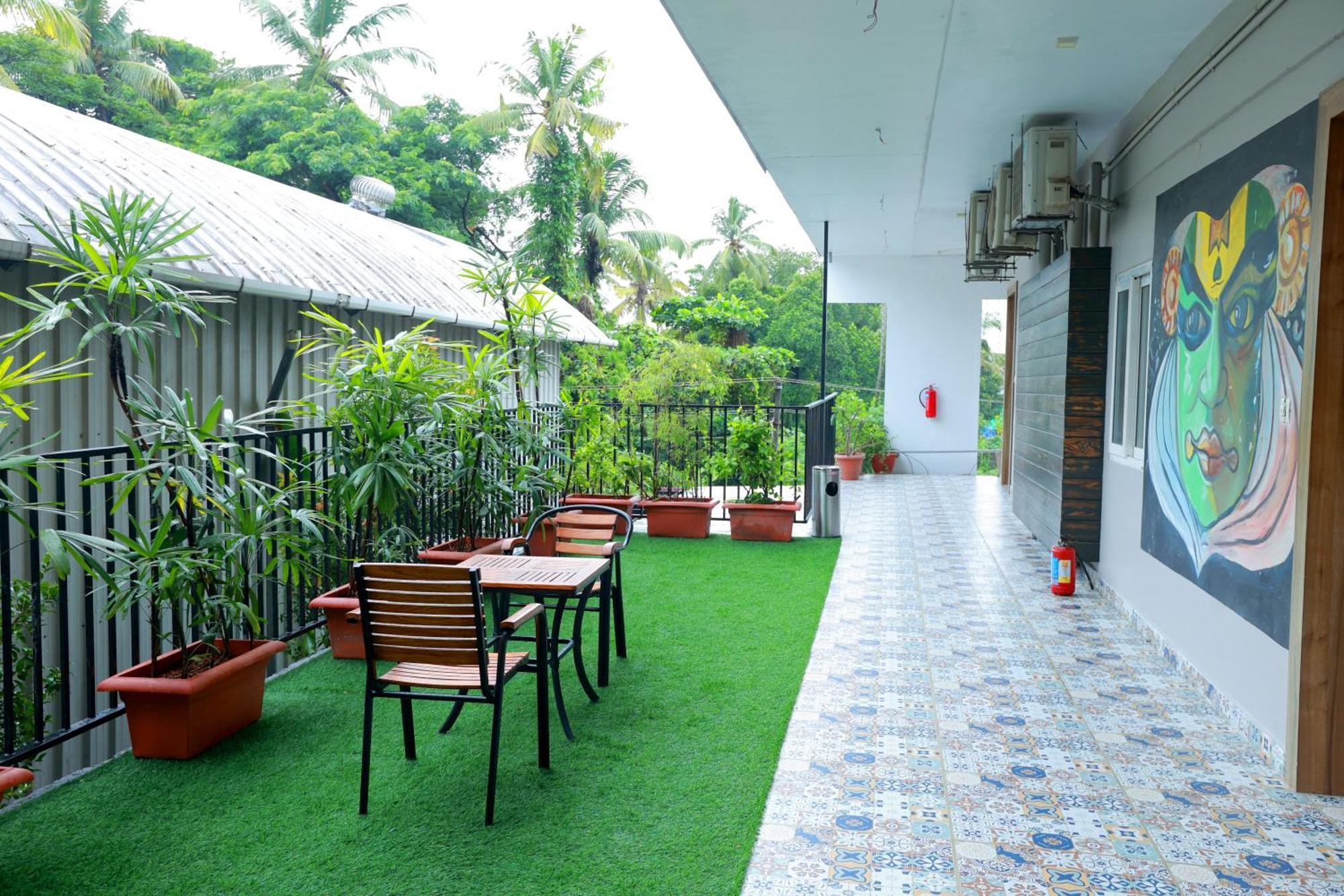 Cmk Habitat Centre Hotel Kochi Kültér fotó